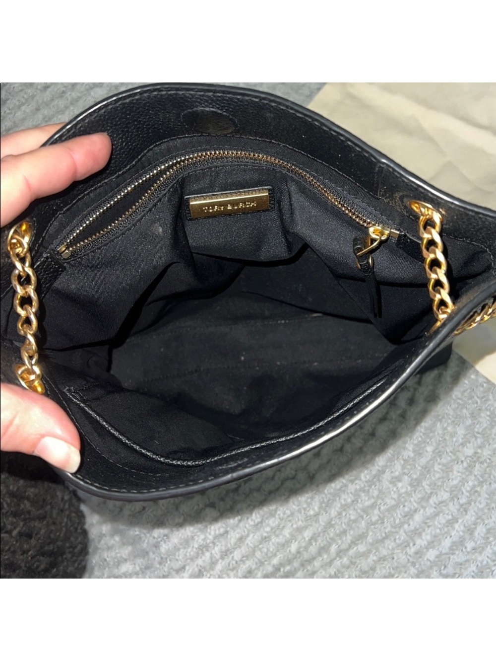 Tory Burch Everly Swingpack - Picture 8 of 13
